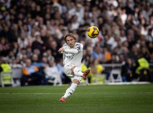 db真人官网-前皇马体能教练：39岁莫德里奇单赛季能踢30场，会给米兰球迷惊喜